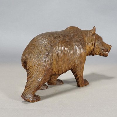 Large Vintage Wooden Strolling Bear Handcarved in Brienz, 1930s-KJP-1386644