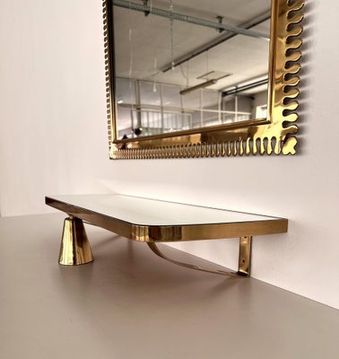 Large Wall Mirror in Brass from Vereinigte Werkstätten München, 1970s-VNE-1804376