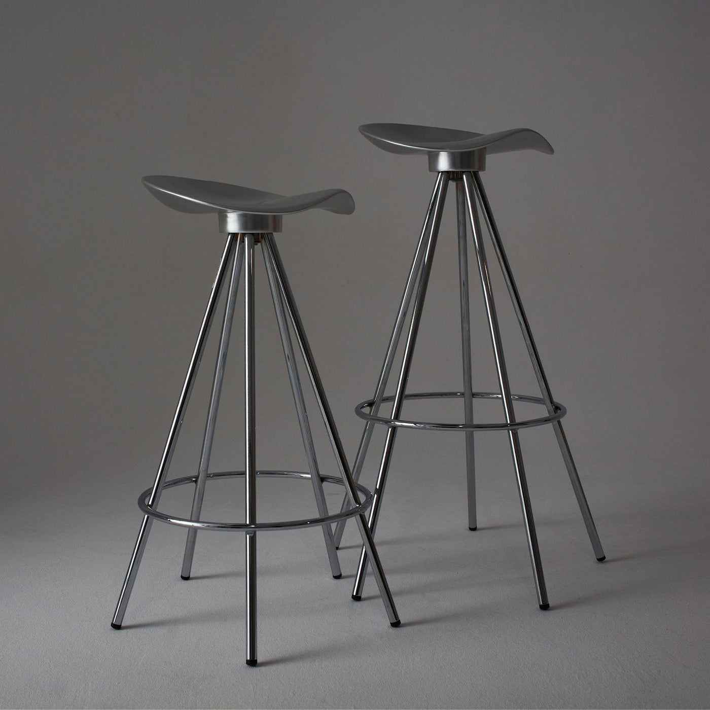 Counter Stool With Footrest Jamaica by Bd Barcelona Design #CHROMED STEEL / Aluminium seat