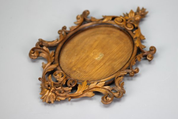 Late 19th Century Carved Walnut Oval Picture Frame, France, 1890s-KEG-1394538