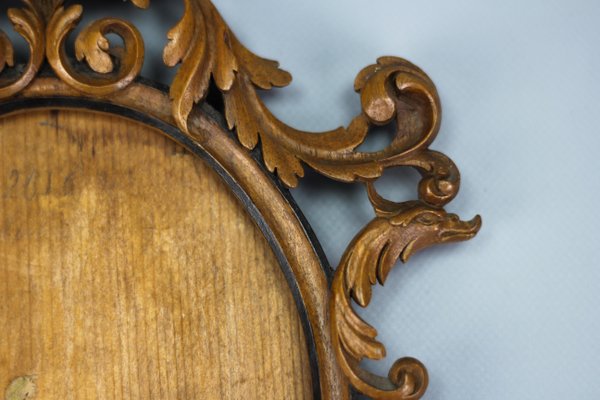 Late 19th Century Carved Walnut Oval Picture Frame, France, 1890s-KEG-1394538