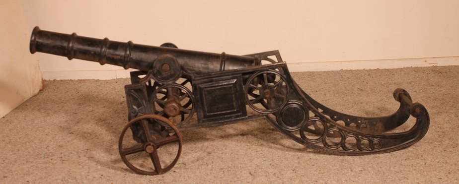 Late 19th Century Decorative English Cast Iron Cannon-HPU-785737