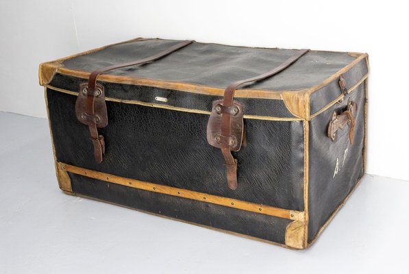 Late 19th Century French Leather Trunk with Train Labels-RIU-1422347