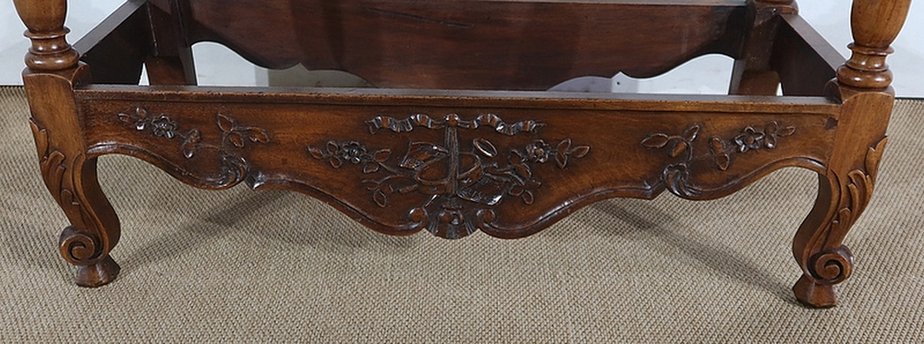 Late 19th Century Provençal Massive Walnut Petrin-RVK-1303974