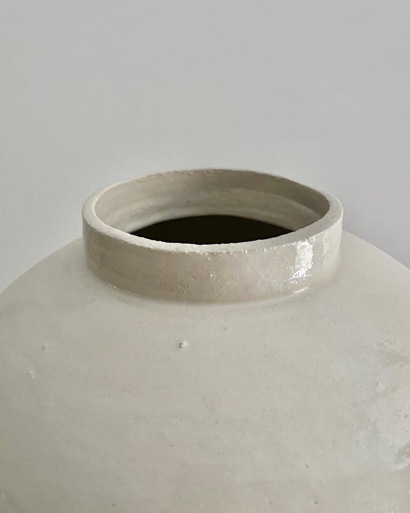 Layers Vessel by Laura Pasquino