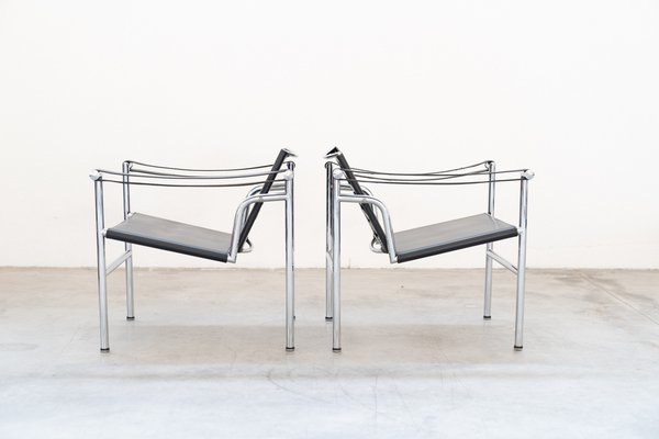 LC1 Armchairs by Le Corbusier for Cassina, 1970s, Set of 2-KNM-1756792