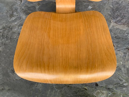 LCW Lounge Chair in Birch by Charles & Ray Eames for Herman Miller, 1950s-ZM-1765210