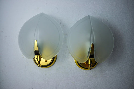 Leaf Sconces in Opaque Glass, Murano, Italy, 1980s, Set of 2