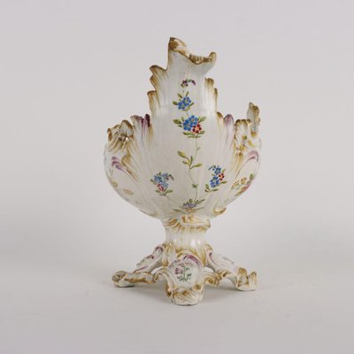 Leaf-Shaped Majolica Centerpiece-VMM-1765645