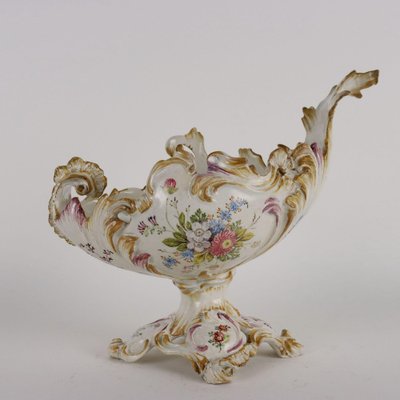 Leaf-Shaped Majolica Centerpiece-VMM-1765645