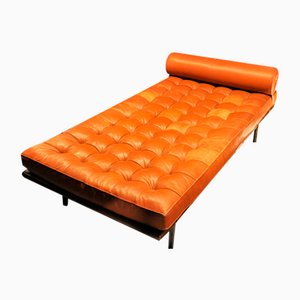 Leather Daybed by Ludwig Mies Van Der Rohe for Knoll International, 1970s-VCV-1586844