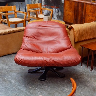 Leather & Fiberglass Lounge Chair, 1970s-QVY-1388602