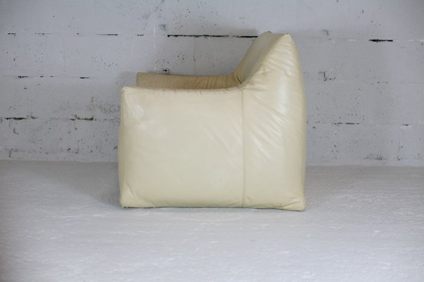 Leather & Foam Armchair in Cream, France, 1970s-MAO-940994