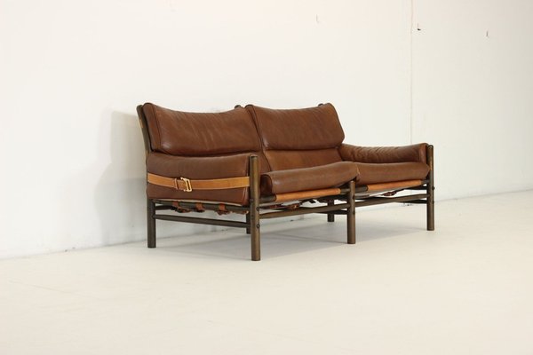 Leather Kontiki Sofa & Coffee Table from Arne Norell Ab, 1970s, Set of 2-VGV-1721542