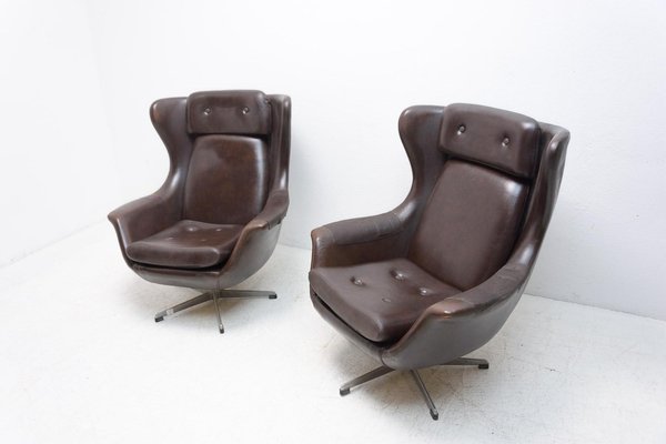 Leather Swivel Armchairs from UP Zavody, 1970s, Set of 2-HXT-1110653