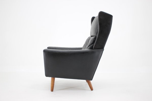 Leather Wingback Lounge Chair, 1970s-TZ-802197