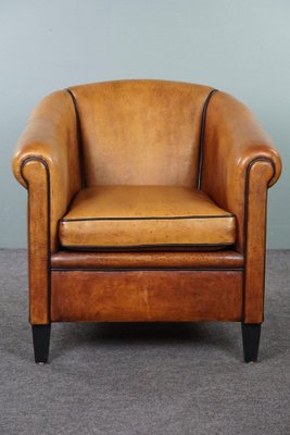 Light Leather Club Armchair with Black Pipping-HPP-1773126