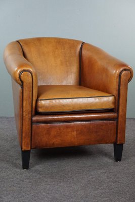 Light Leather Club Armchair with Black Pipping-HPP-1773126