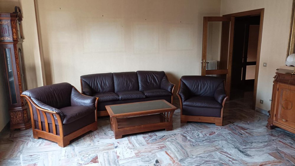 Living Room Set in Leather, 1970s, Set of 4