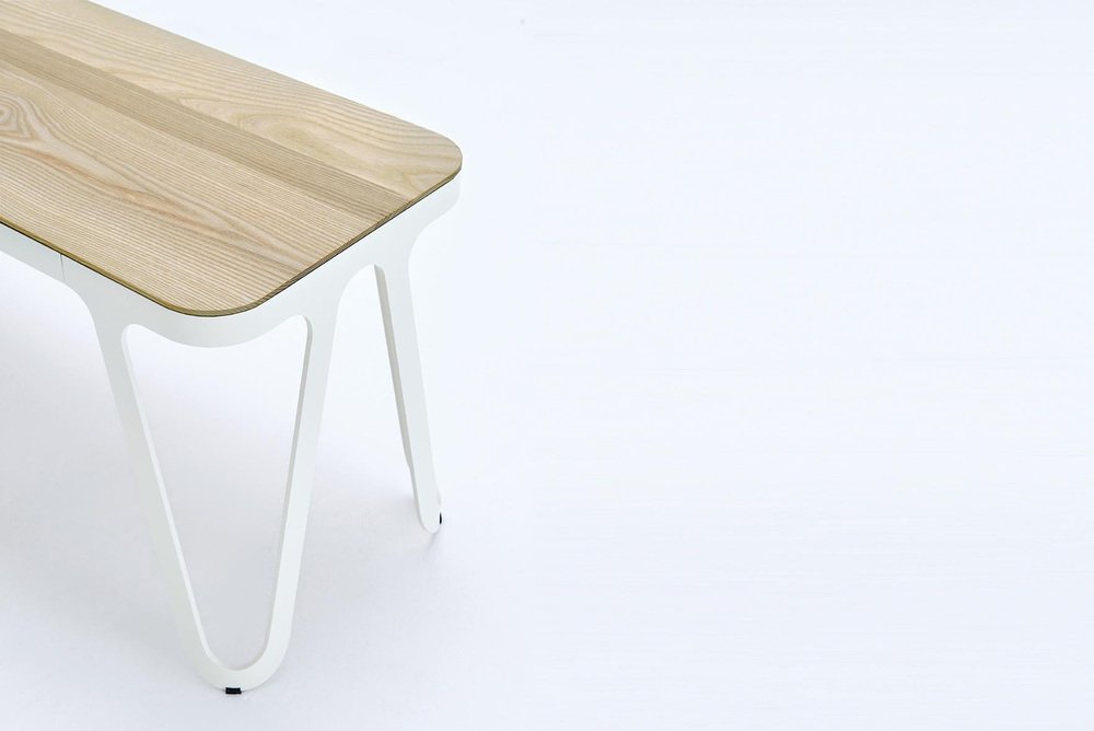 Loop Bench 160 Oak by Sebastian Scherer