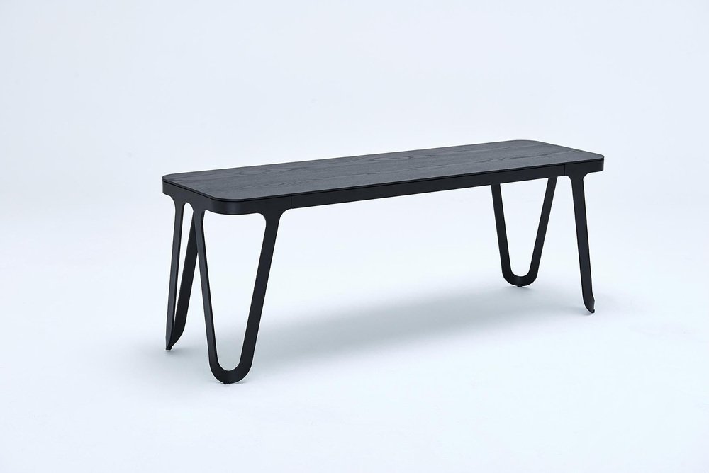 Loop Bench 240 in Oak by Sebastian Scherer