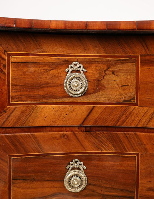 Louis Seize Chest of Drawers in Walnut, 1790