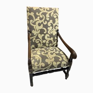 Louis XIII Walnut Armchair-IKW-802912