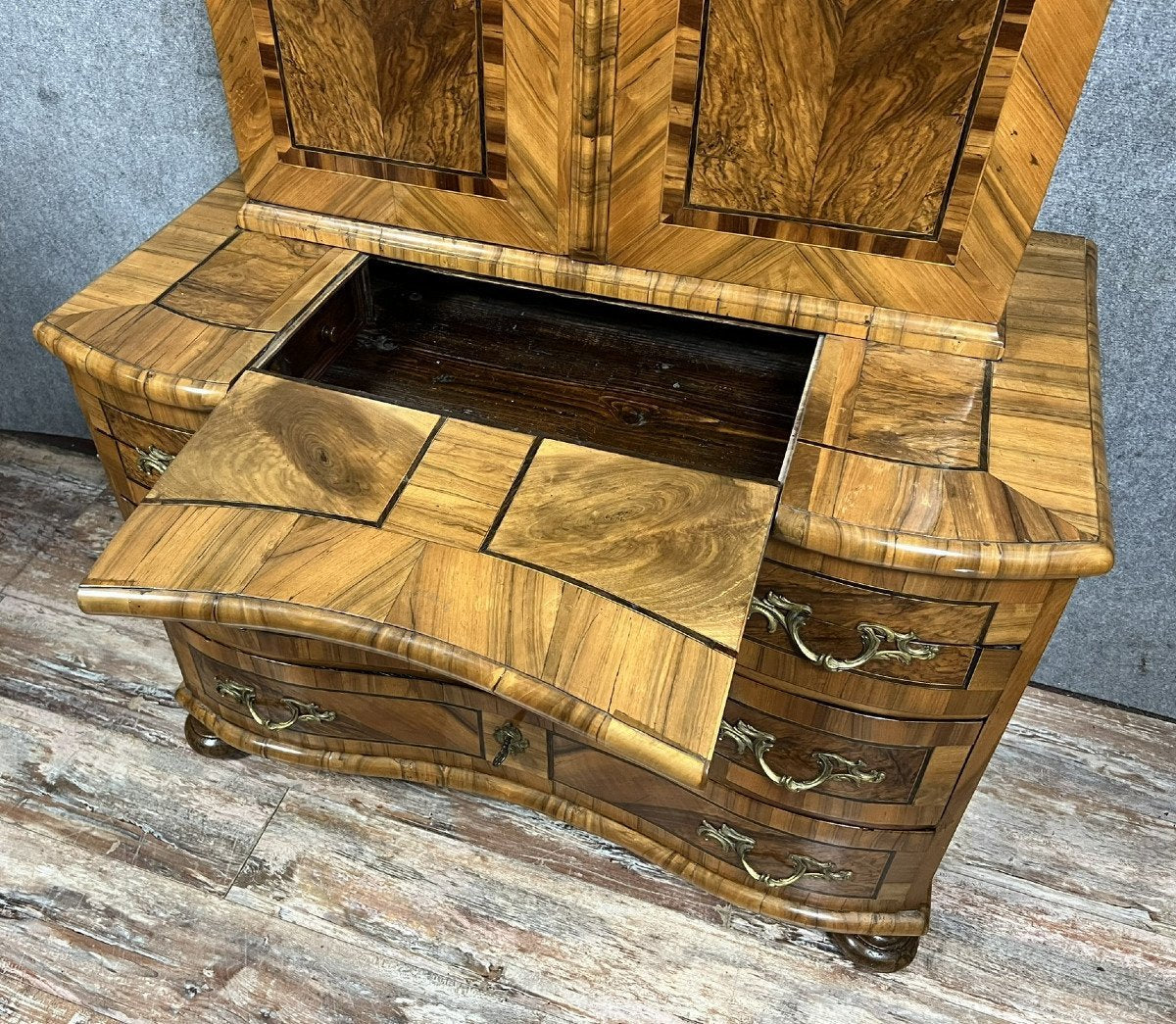 Louis XIV Baroque Curved Cabinet with Secrets in Precious Wood Marquetry, 1700s