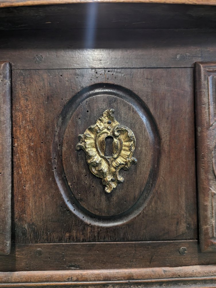 Louis XIV Chest of Drawers in Walnut