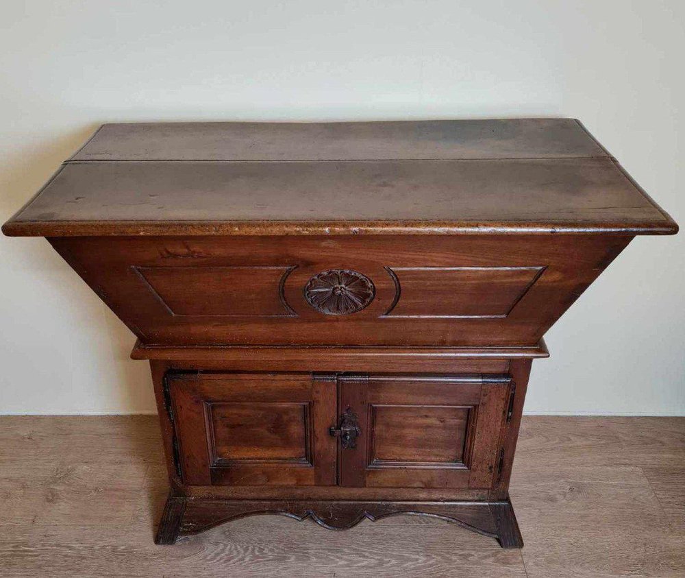 Louis XIV Kneading Buffet in Wood