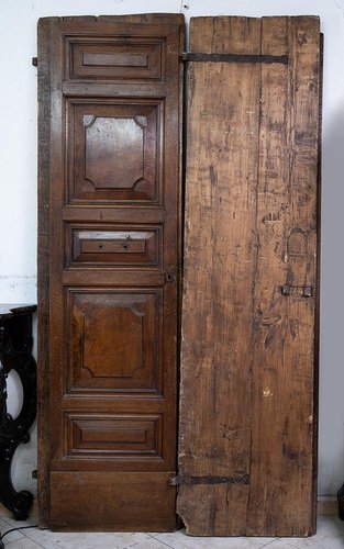 Louis XIV Neapolitan Wall Cabinet in Walnut, 1700s