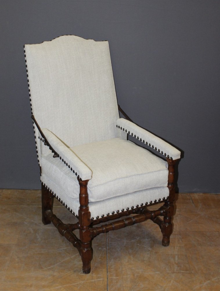 Louis XIV Rack Armchair in Walnut