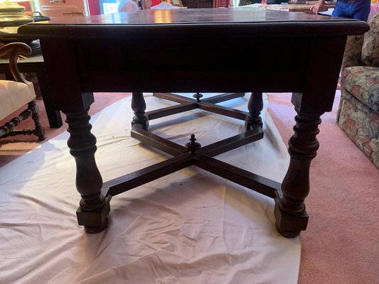 Louis XIV Veneto Table in Walnut-YNQ-1341939