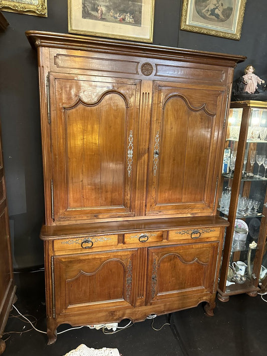 Louis XV Buffet in Walnut