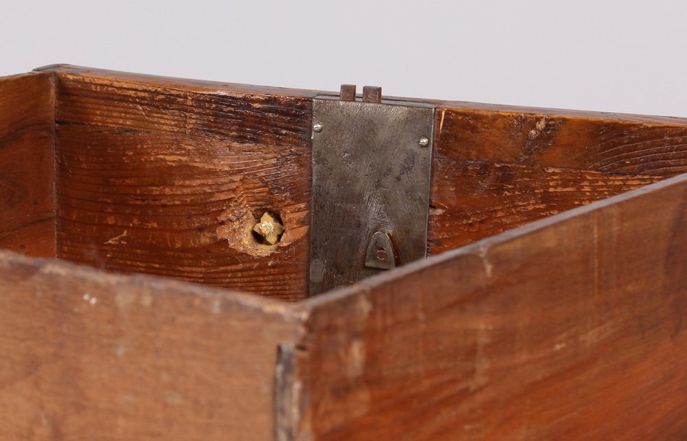 Louis XV Chest of Drawers, France, 1730s