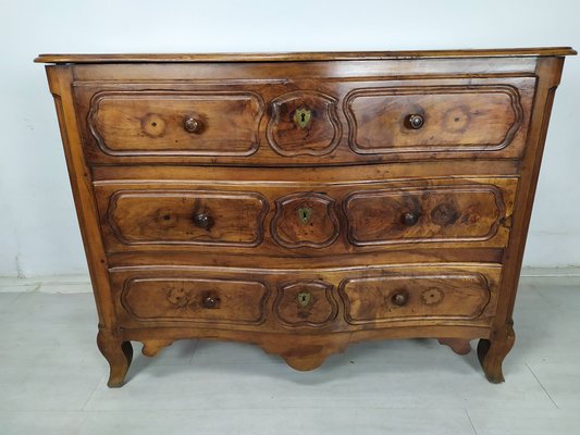 Louis XV Curved Walnut Chest of Drawers-EAD-1747186