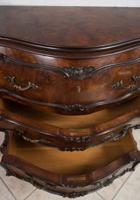 Louis XV Veneto Style Dresser in Walnut Root, 20th Century-KKK-1289067