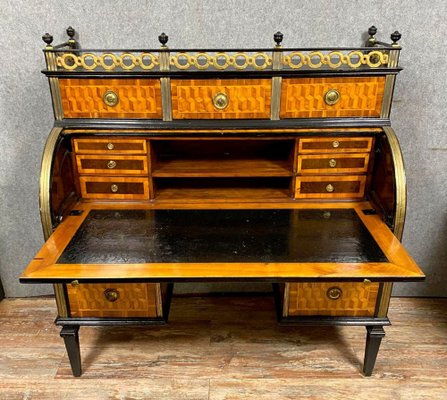 Louis XVI Desk in Marquetry-MWB-1769759