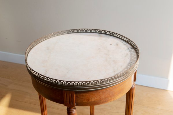 Louis XVI French Bouillotte Round Side Table in Mahogany Wood, Marble Top & Brass Edge, 1920s-BJS-2026984