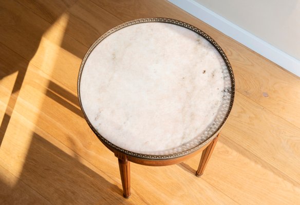 Louis XVI French Bouillotte Round Side Table in Mahogany Wood, Marble Top & Brass Edge, 1920s-BJS-2026984