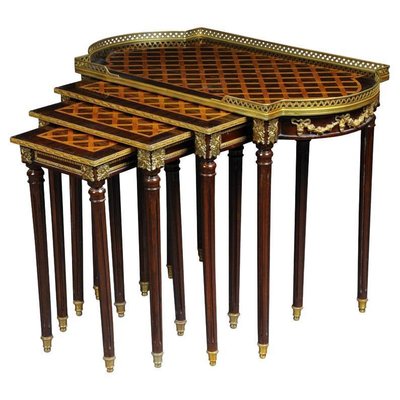 Louis XVI Nesting Tables in Marquetry Veneer, Set of 4-FLW-1402059