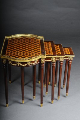 Louis XVI Nesting Tables in Marquetry Veneer, Set of 4-FLW-1402059