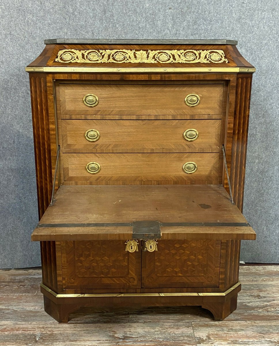 Louis XVI Pagoda Secretaire with Flap in Cubic Marquetry