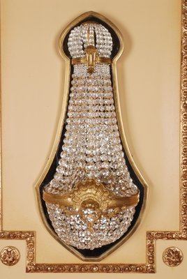 Louis XVI Style Crystal Basket Wall Light-FLW-1402004