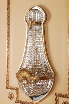 Louis XVI Style Crystal Basket Wall Light-FLW-1402004