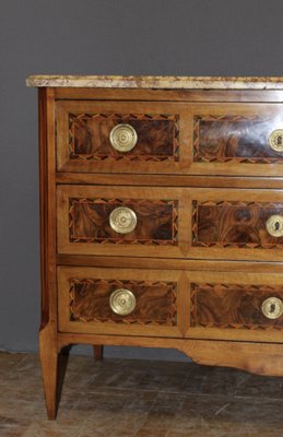 Louis XVI Walnut and Marquetry Dresser, 1780s-BCR-1309597