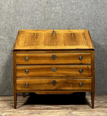 Louis XVI Walnut Chest of Drawers-MWB-1797638