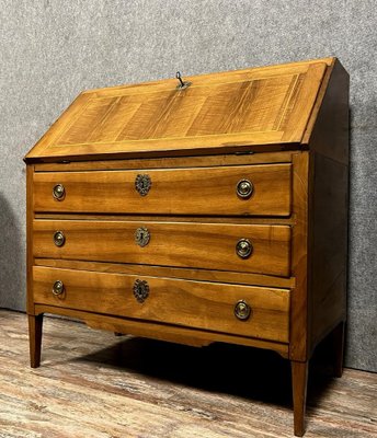 Louis XVI Walnut Chest of Drawers-MWB-1797638