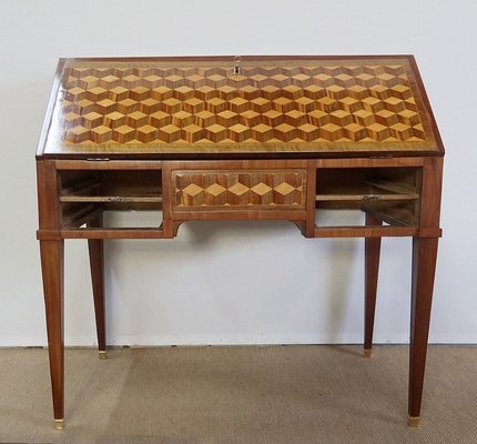 Louis XVI Walnut Slope Secretary-RVK-1118449