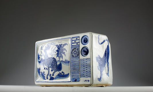 Ma Jun, New China Series TV Sculpture, 2005, Ceramic